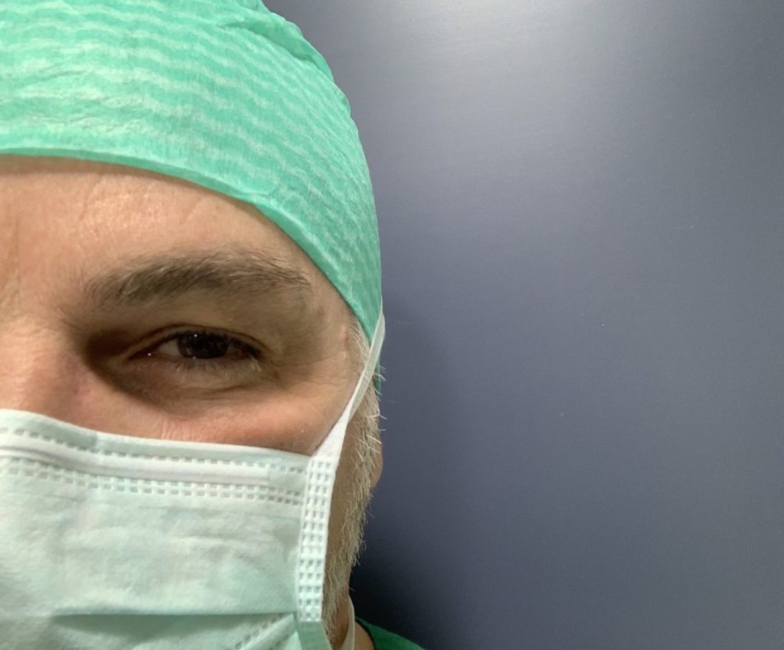 Dr Marco Toderi in the operating theatre